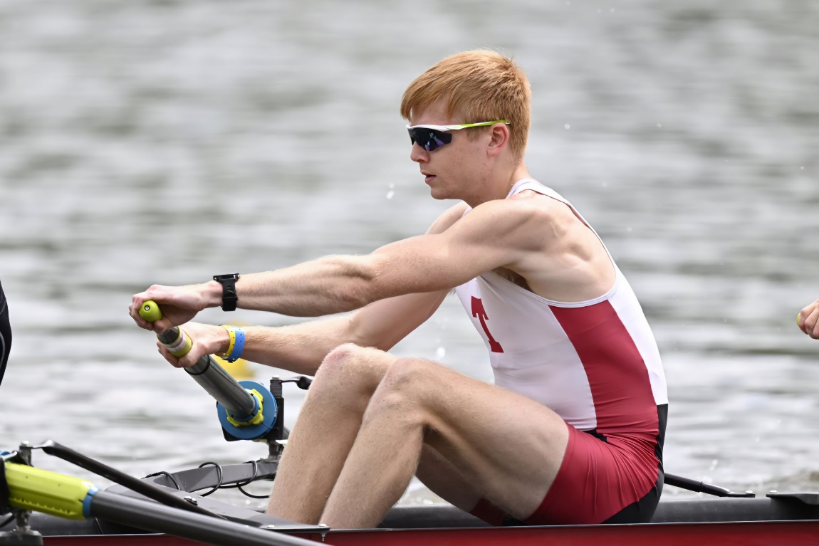 Richard Sollee at the beginning of the rowing stroke